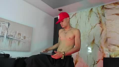 TELL ME LYCAN online show from 05.30.26