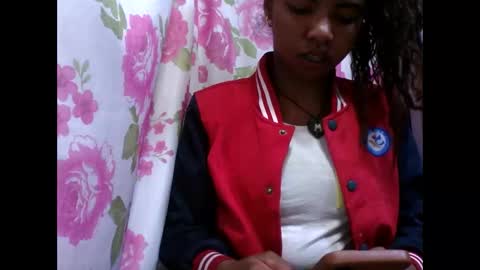 Lydiah online show from 10.06.25