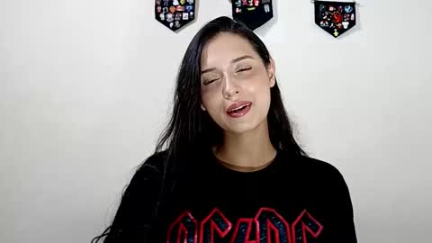 lyla online show from 09.14.25