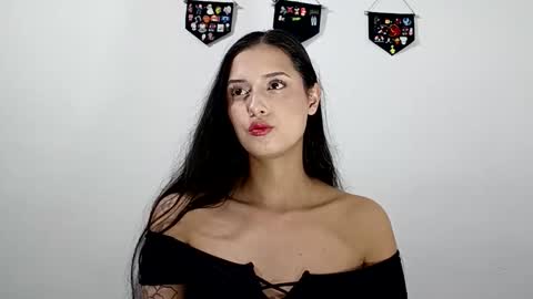 lyla online show from 10.06.25