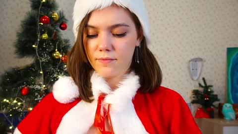 Snapshot of lyle_art chatting on 12.21.24 hi im Lyle online show from 12.21.24