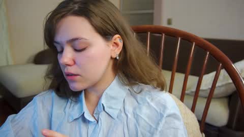 Snapshot of lyle_art chatting on 02.05.25 hi im Lyle online show from 02.05.25