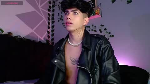 Lyle Bennett Freelance Model online show from 12.09.24