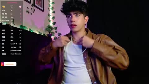 Lyle Bennett Freelance Model online show from 01.27.25