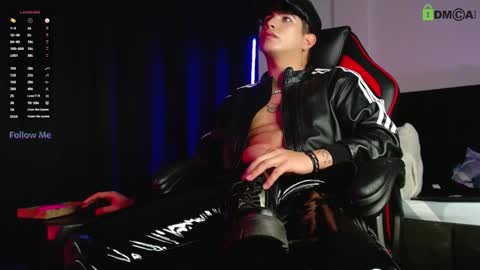 Lyle Bennett Freelance Model online show from 10.08.25