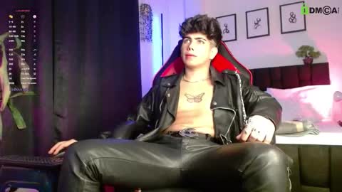 Snapshot of lylebennett_ chatting on 03.12.26 Lyle Bennett Freelance Model online show from 03.12.26