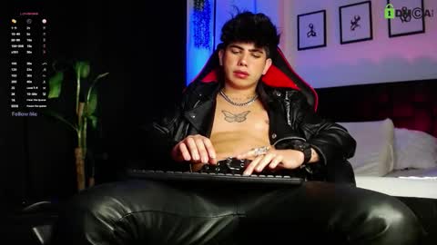 Snapshot of lylebennett_ chatting on 03.18.26 Lyle Bennett Freelance Model online show from 03.18.26