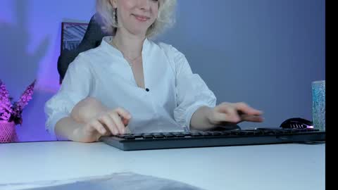 Snapshot of lylithskye chatting on 02.01.25 Lylith Skye NO NUDE model online show from 02.01.25