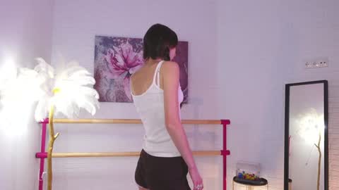 Lyly   online show from 01.07.25