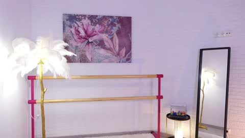 Lyly   online show from 02.08.25