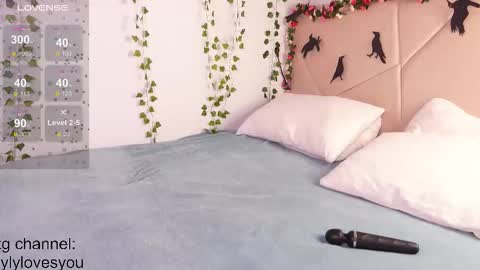 Lyly   online show from 10.25.25