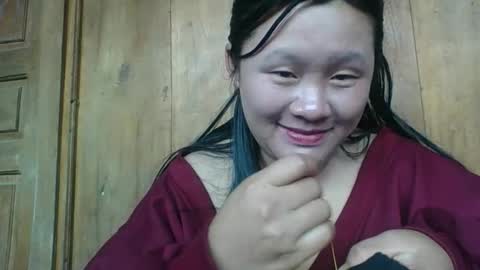 lylymai online show from 09.30.25