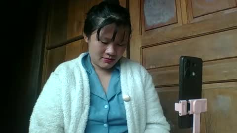 lylymai online show from 10.16.25