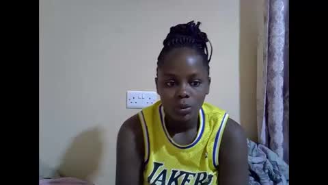 lyn_anna online show from 09.12.25