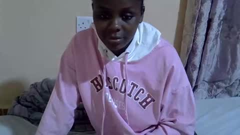 lyn_anna online show from 10.25.25