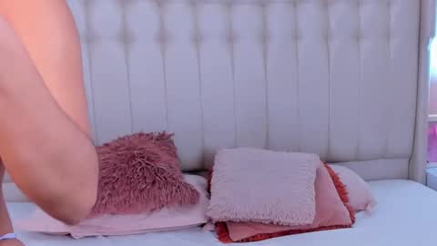 Lyn online show from 09.29.25