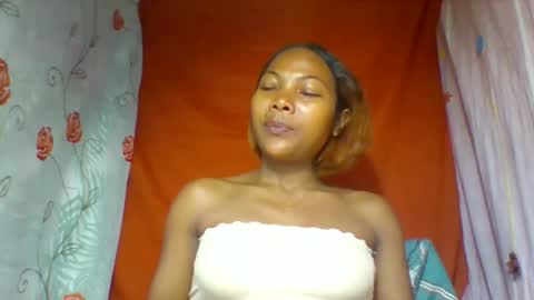 lyndah19 online show from 01.17.26