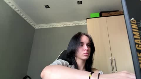 Snapshot of lynettawiseman chatting on 07.17.26 Eva online show from 07.17.26