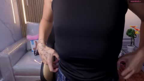 lynn_turner_ online show from 02.13.26