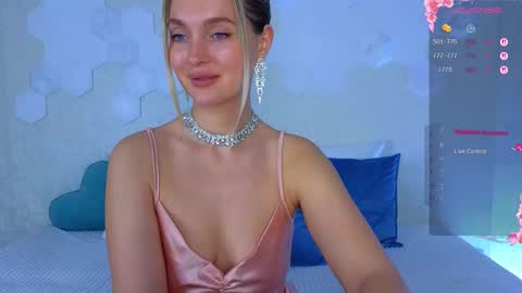 Lana online show from 12.05.25