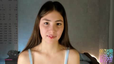 Snapshot of lynnaaspen chatting on 11.21.25 Ellie online show from 11.21.25