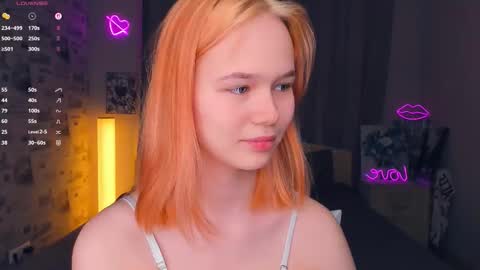 Cozy Lynns room online show from 02.14.26