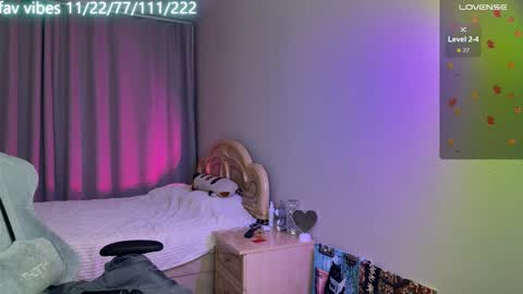 lynne_dawson online show from 10.08.25