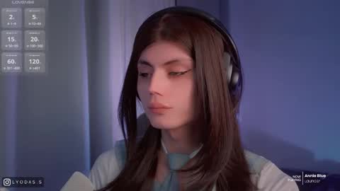Lyodass online show from 04.30.26