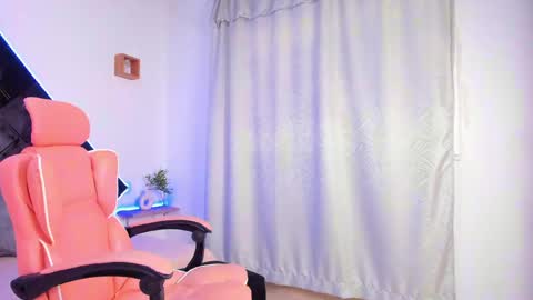 Lyra  online show from 04.01.26