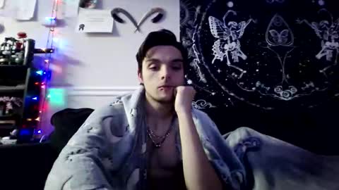 lyss_of online show from 12.17.25