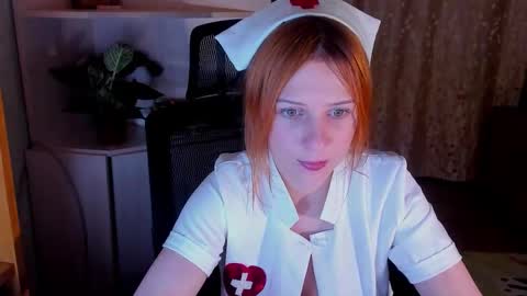 lyssan_xo online show from 11.09.25