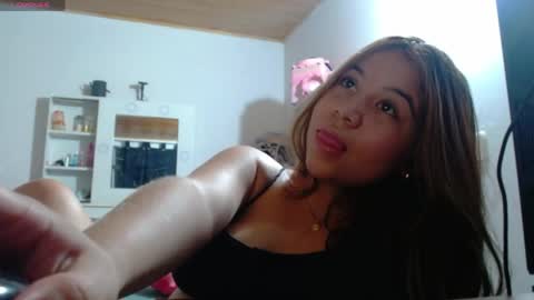Snapshot of m1la_18 chatting on 05.14.26 mila online show from 05.14.26