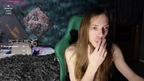 Snapshot of m1shq chatting on 02.25.25 m1shq online show from 02.25.25