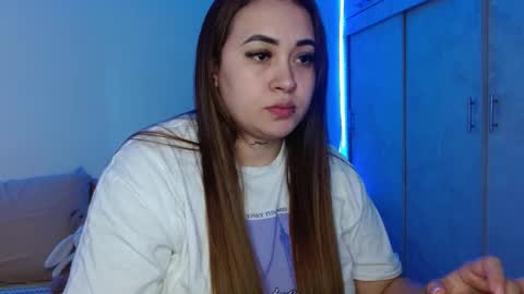 Snapshot of m33li chatting on 02.23.25 Meli online show from 02.23.25
