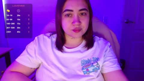 Snapshot of m33li chatting on 10.03.25 Meli online show from 10.03.25