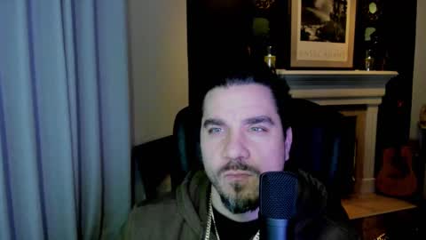 Snapshot of m4ck764561 chatting on 02.23.25 m4ck online show from 02.23.25