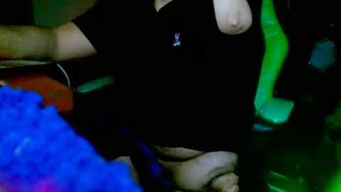 model independient online show from 02.24.26