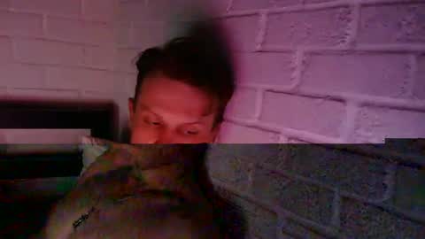 Snapshot of m831481 chatting on 12.21.24 Hotandhairy online show from 12.21.24
