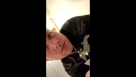 Snapshot of m831481 chatting on 09.25.25 Hotandhairy online show from 09.25.25