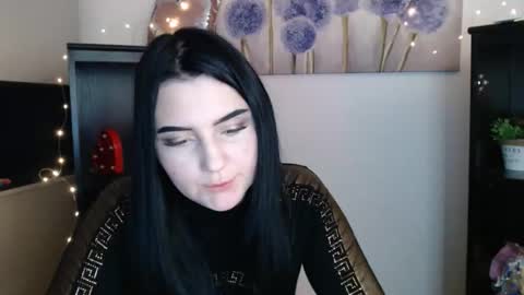 m_i_k_i_ online show from 02.05.26