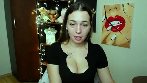 Vikki online show from 01.25.25