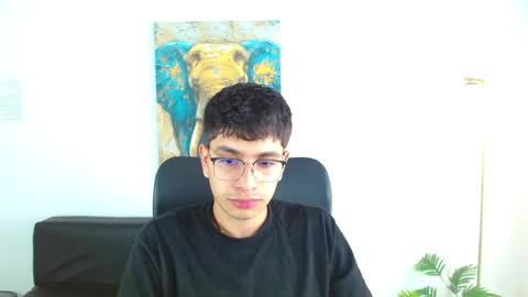 Snapshot of maax_18 chatting on 03.13.26 Max online show from 03.13.26