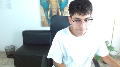 Snapshot of maax_18 chatting on 03.16.26 Max online show from 03.16.26