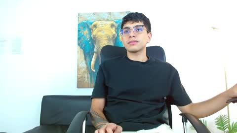 Snapshot of maax_18 chatting on 03.19.26 Max online show from 03.19.26