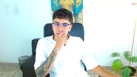 Snapshot of maax_18 chatting on 03.23.26 Max online show from 03.23.26