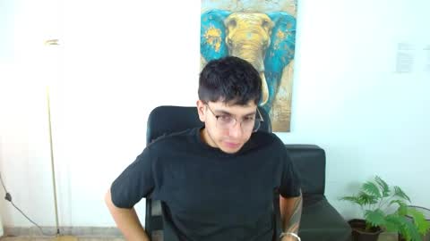 Snapshot of maax_18 chatting on 03.30.26 Max online show from 03.30.26