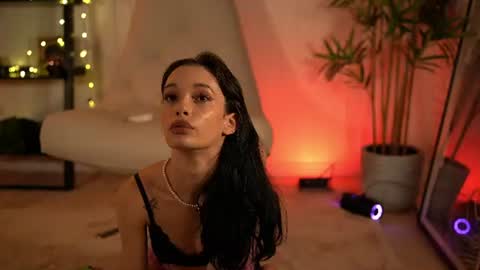 Mabel online show from 07.12.26