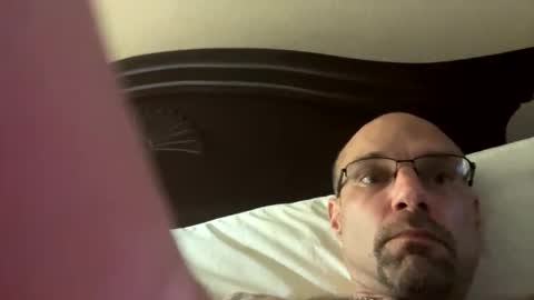 mac402992 online show from 12.21.25