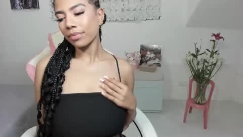 Mac Delice online show from 12.05.24