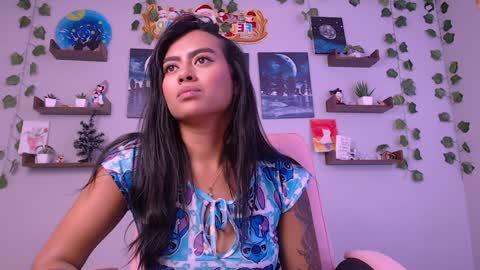 Macey Elliot Modelo Independiente online show from 12.27.24